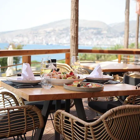 Harbour Saranda