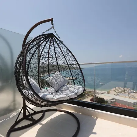 Harbour Hotel