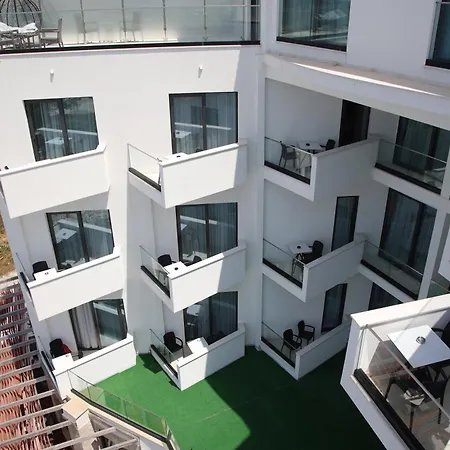 Harbour Hotel Sarandë