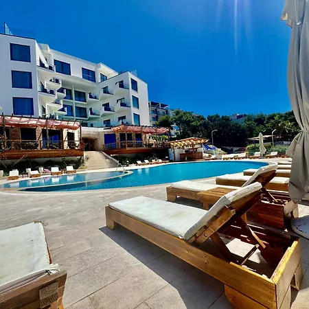 Harbour 4*