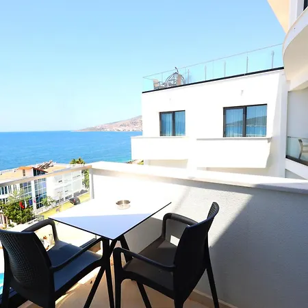 Harbour Hotel